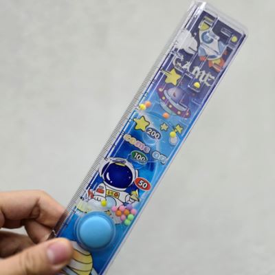 خط کش واترگیم فضانورد